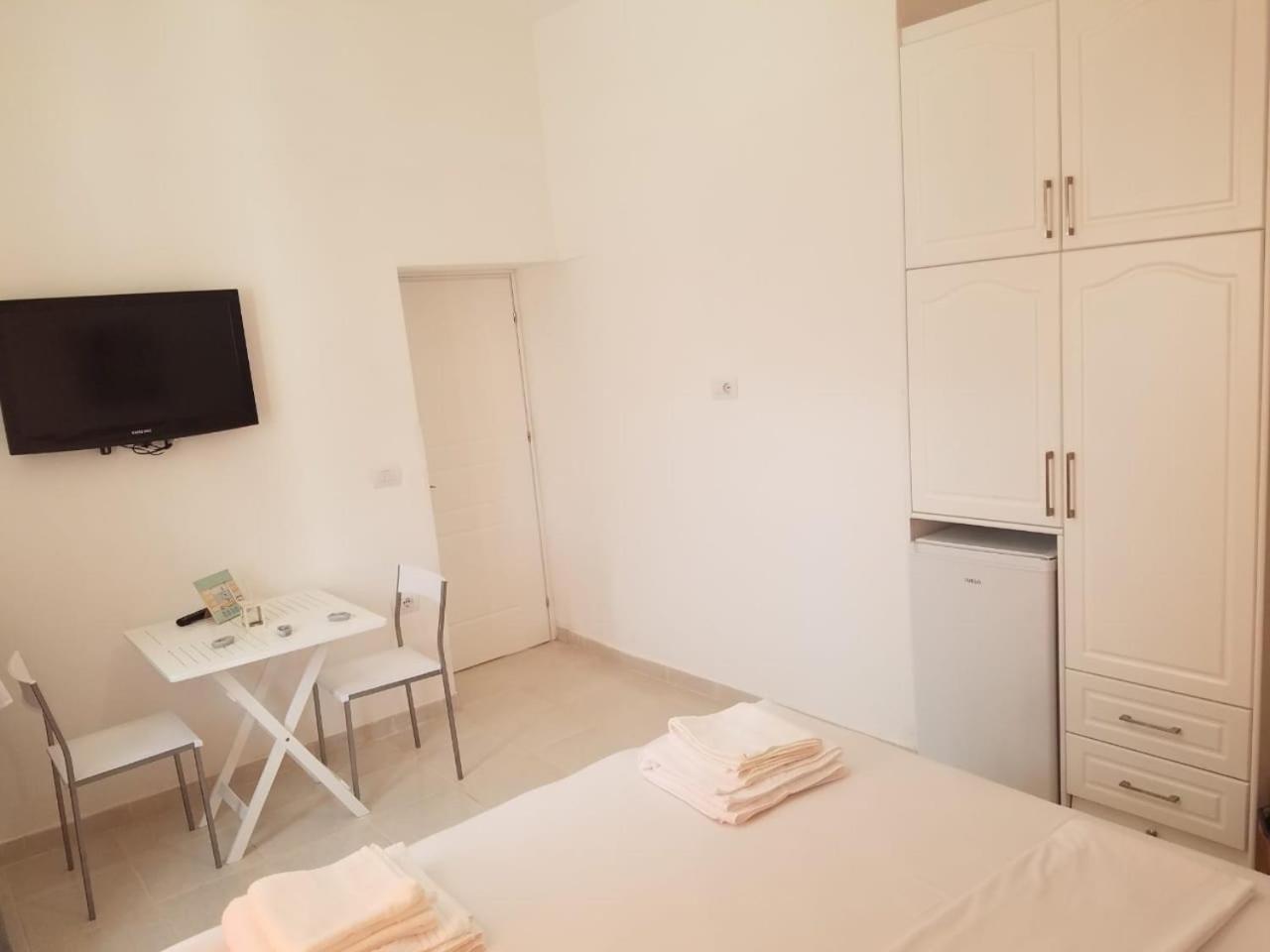 Ferienwohnung Vila Alikaj Sarandë Exterior foto
