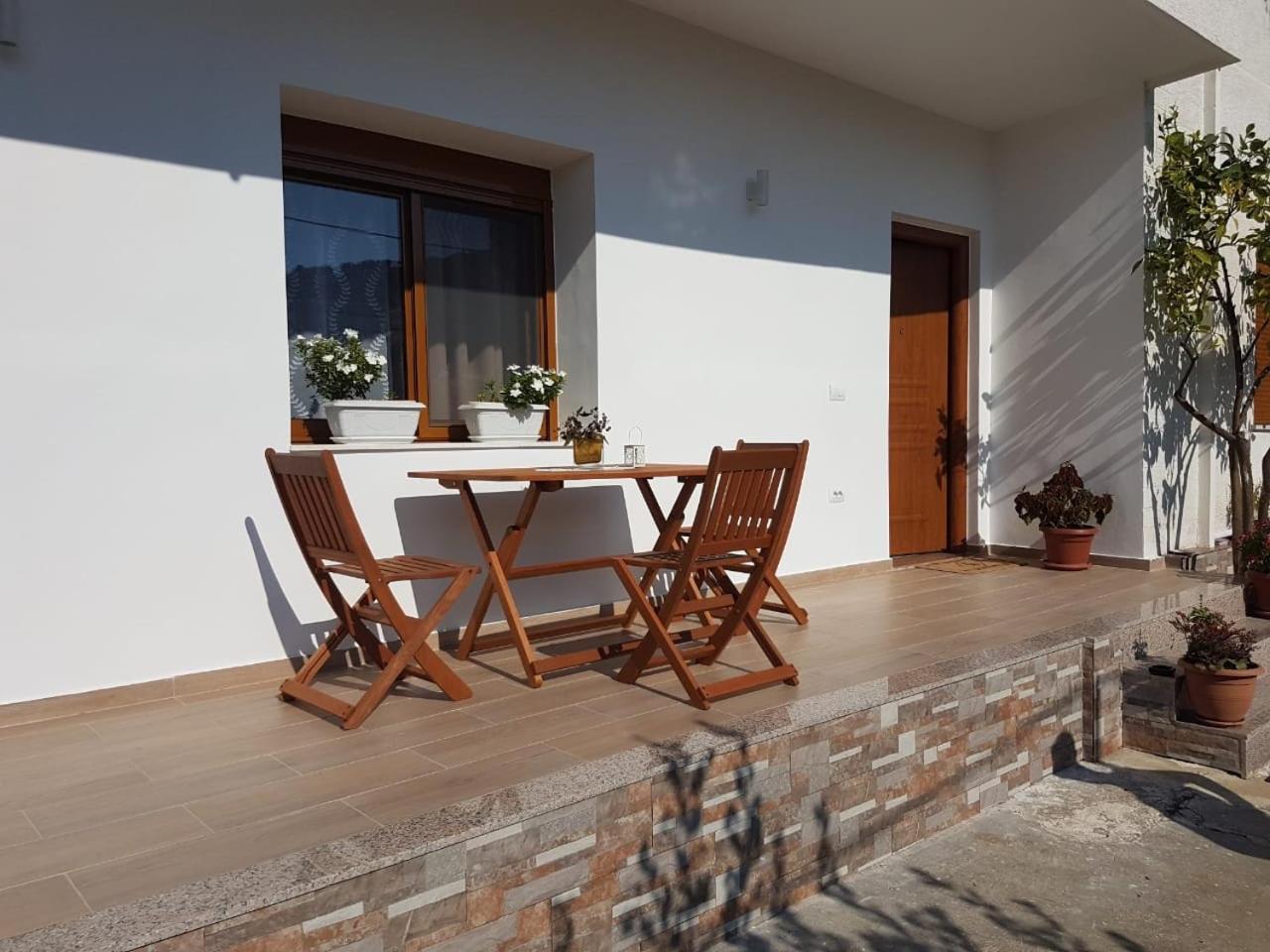 Ferienwohnung Vila Alikaj Sarandë Exterior foto
